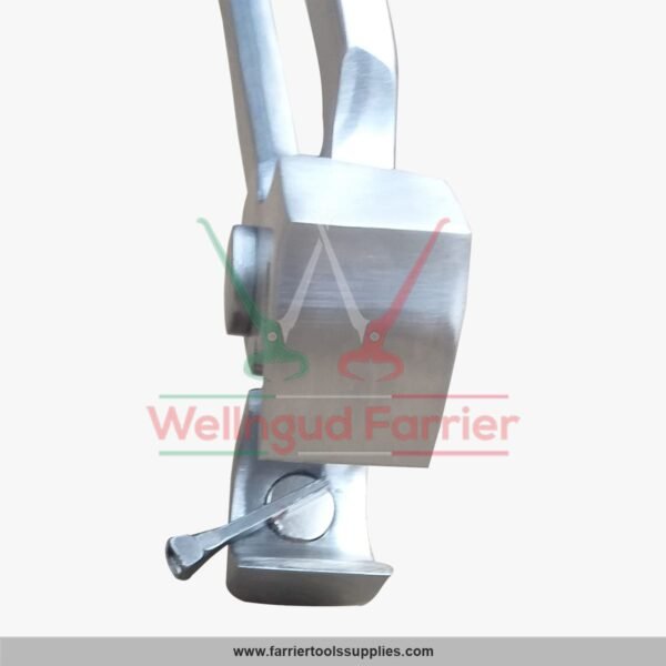 horseshoe_nail_cutter_with_magnet_2